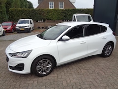 Ford Focus - 1.0 EcoBoost Hybrid Titanium Ecc, LM velgen, Carplay/android, winterpack