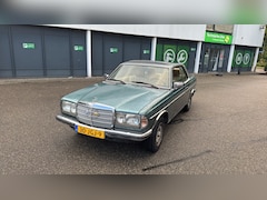 Mercedes-Benz 200-280 (W123) - 230 CE COUPE AUTOMAAT OPENDAK 1982 APK 2028 OLDTIMER