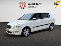 Skoda Fabia - 1.2 TSI Ambition | Automaat | Airco | PDC Achter | Slechts 111844 KM | Orig. Nederlandse A
