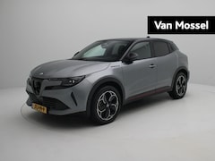 Alfa Romeo Junior - Elettrica Speciale 54 kWh | Tech Pack | Winterpakket | Led Matrix verlichting| DEMO