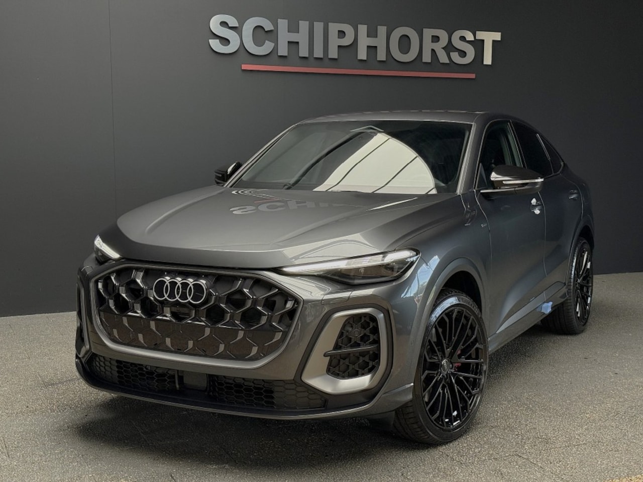 Audi Q5 Sportback - Sportback 2.0 TFSI e-hybrid quattro Tech+ 2x S-Line 367 pk - AutoWereld.nl
