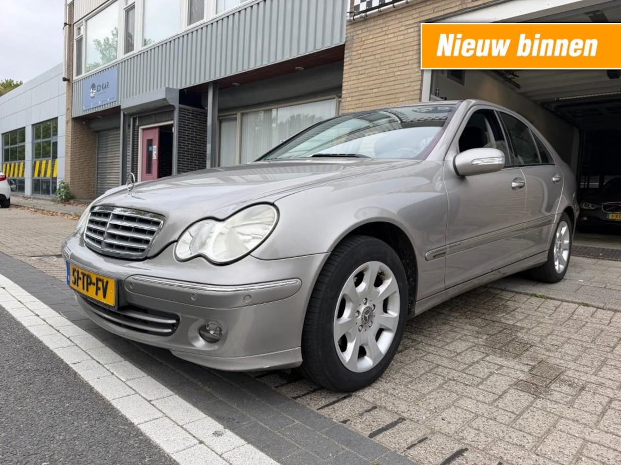 Mercedes-Benz C-klasse - 200 K. Elegance AUT PDC NAP N. APK RIJDT GOED NETTE AUTO - AutoWereld.nl