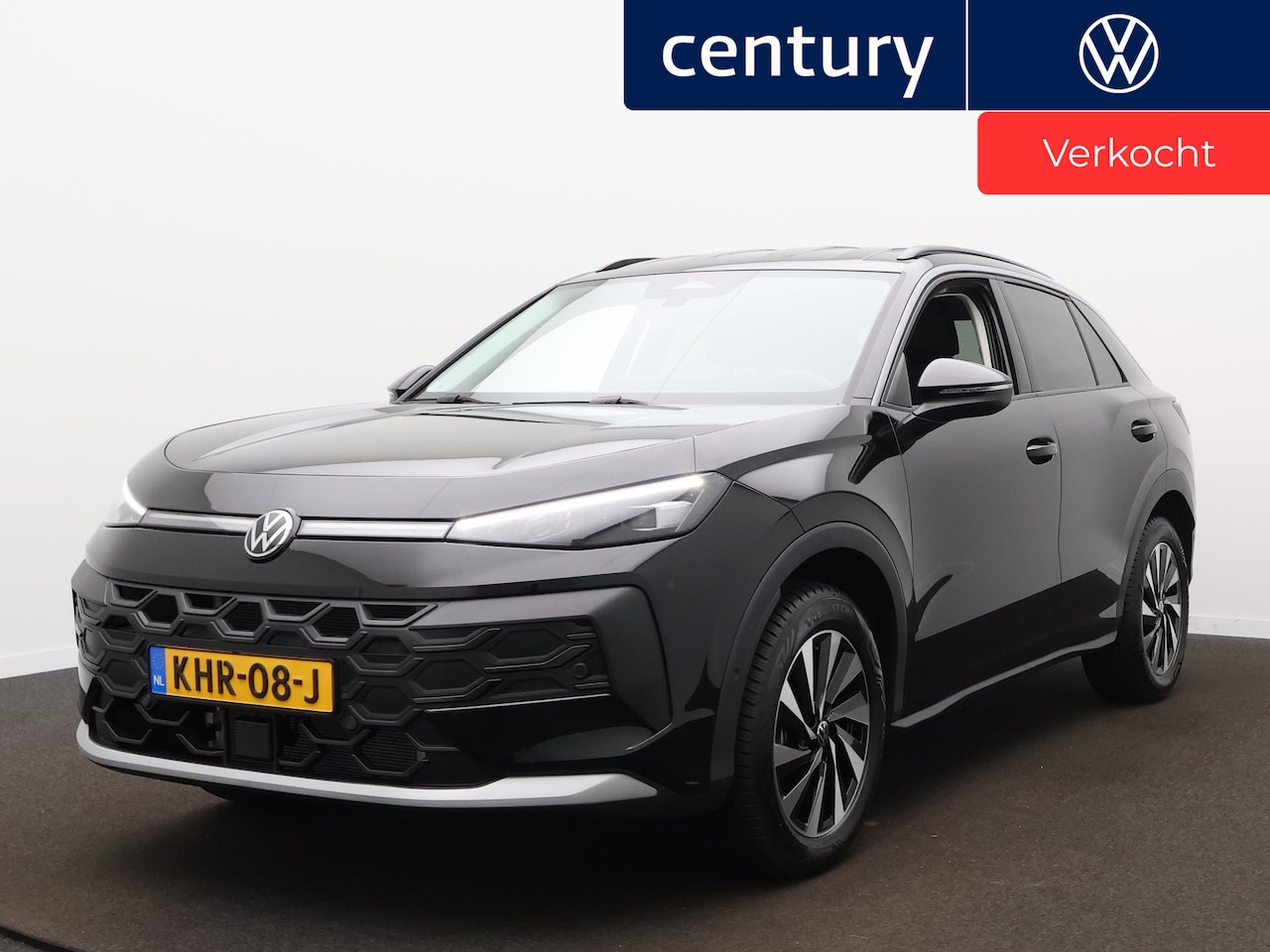 Volkswagen T-Roc - 1.5 eTsi Life First Edition | Camera | Zwenkbare trekhaak | ACC | Stoelverwarming | - AutoWereld.nl