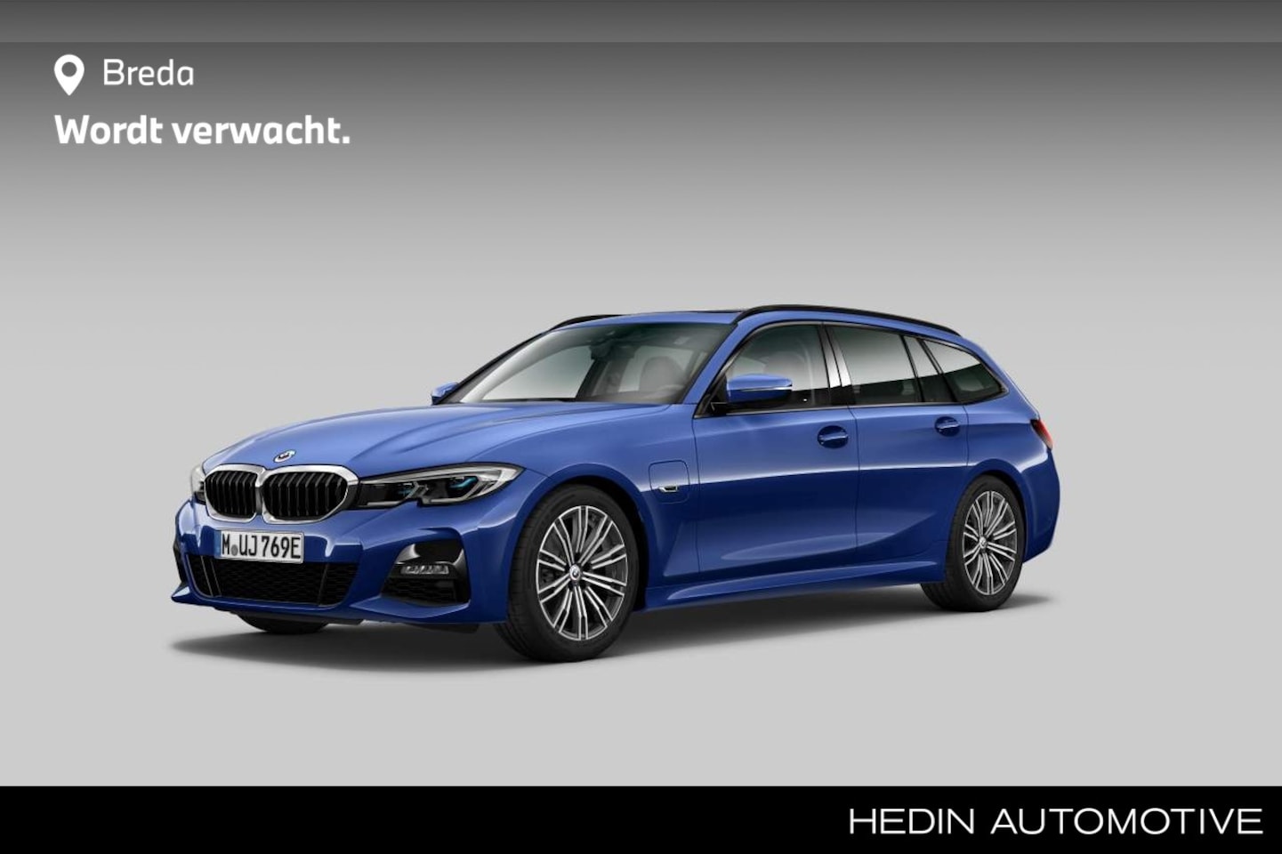 BMW 3-serie Touring - 330e High Executive | M-sport | Head Up | Laserlight | Achteruitrijcamera | Stoelverwarmin - AutoWereld.nl