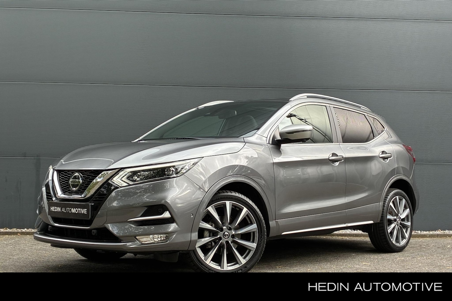 Nissan Qashqai - 1.3 DIG-T Tekna + | Lederen Bekleding | Memory Seats | BOSE Audio | Trekhaak | Navigatie | - AutoWereld.nl