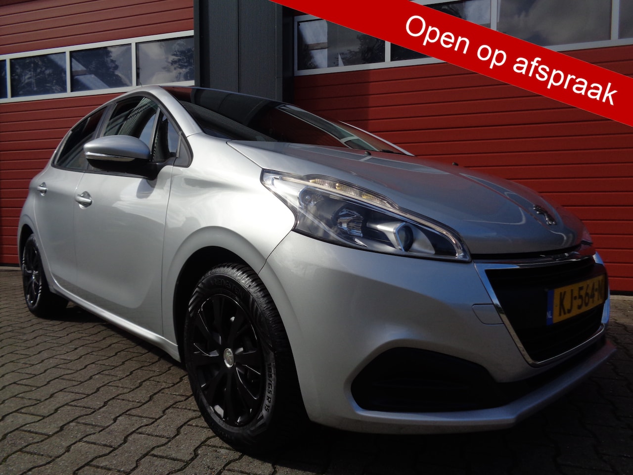 Peugeot 208 - 1.2 PureTech Active Airco Cruise Navi 5DRS NL-Auto - AutoWereld.nl