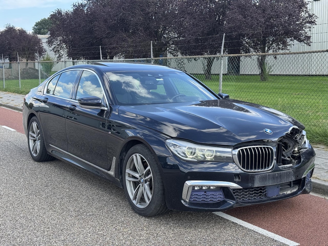 BMW 7-serie - 730d High Executive M-Sport Lichte Schade - AutoWereld.nl