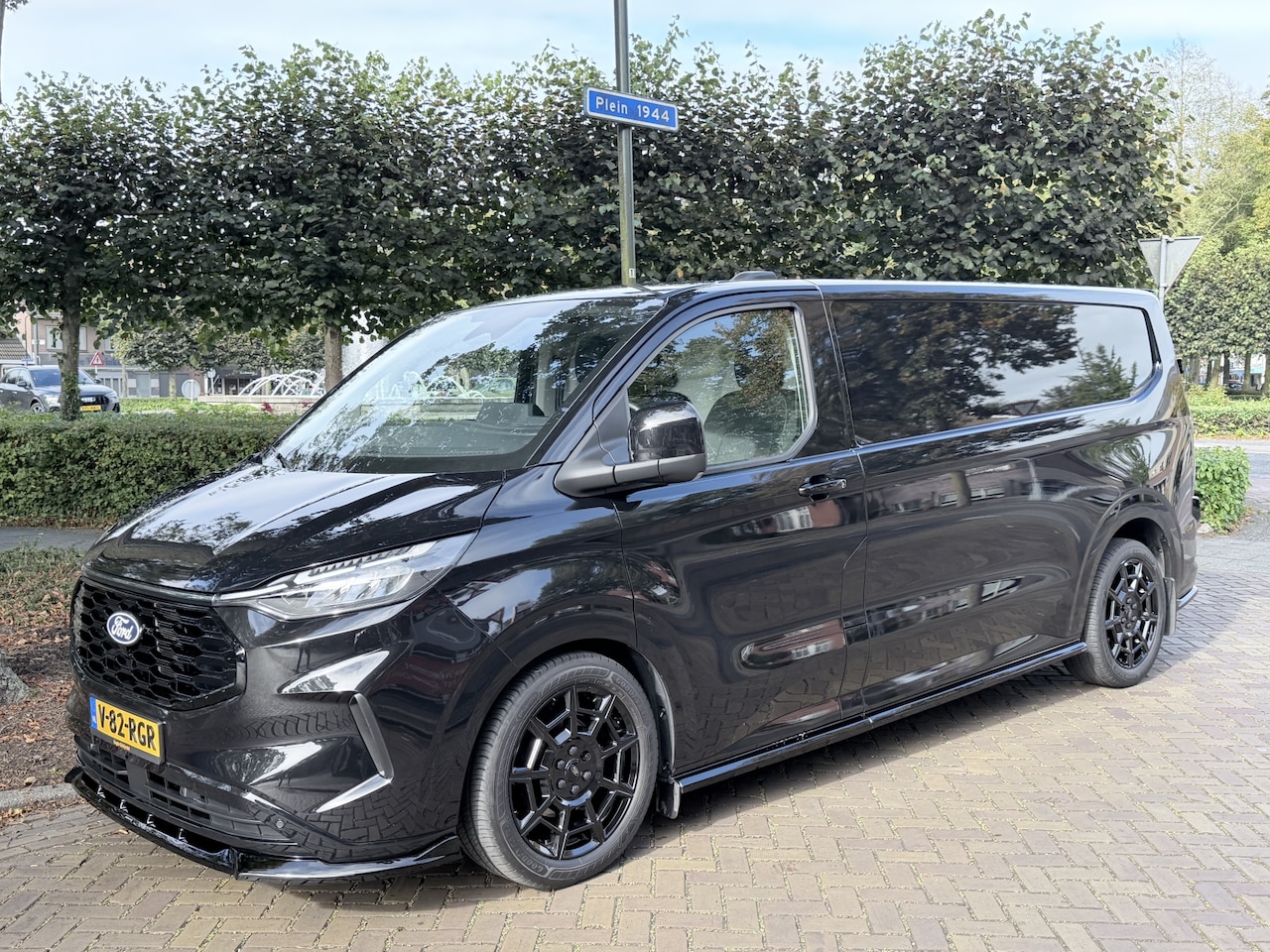 Ford Transit Custom - 300 2.0 TDCI L2H1 Limited Automaat Dubbel Cabine 19 inch Maxton Design Dubbele cabine op f - AutoWereld.nl