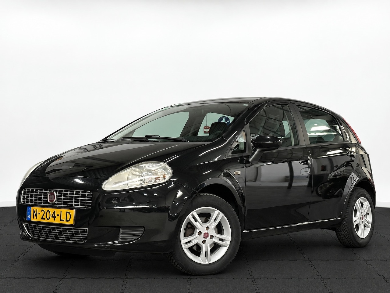 Fiat Grande Punto - 1.4 Active - AutoWereld.nl