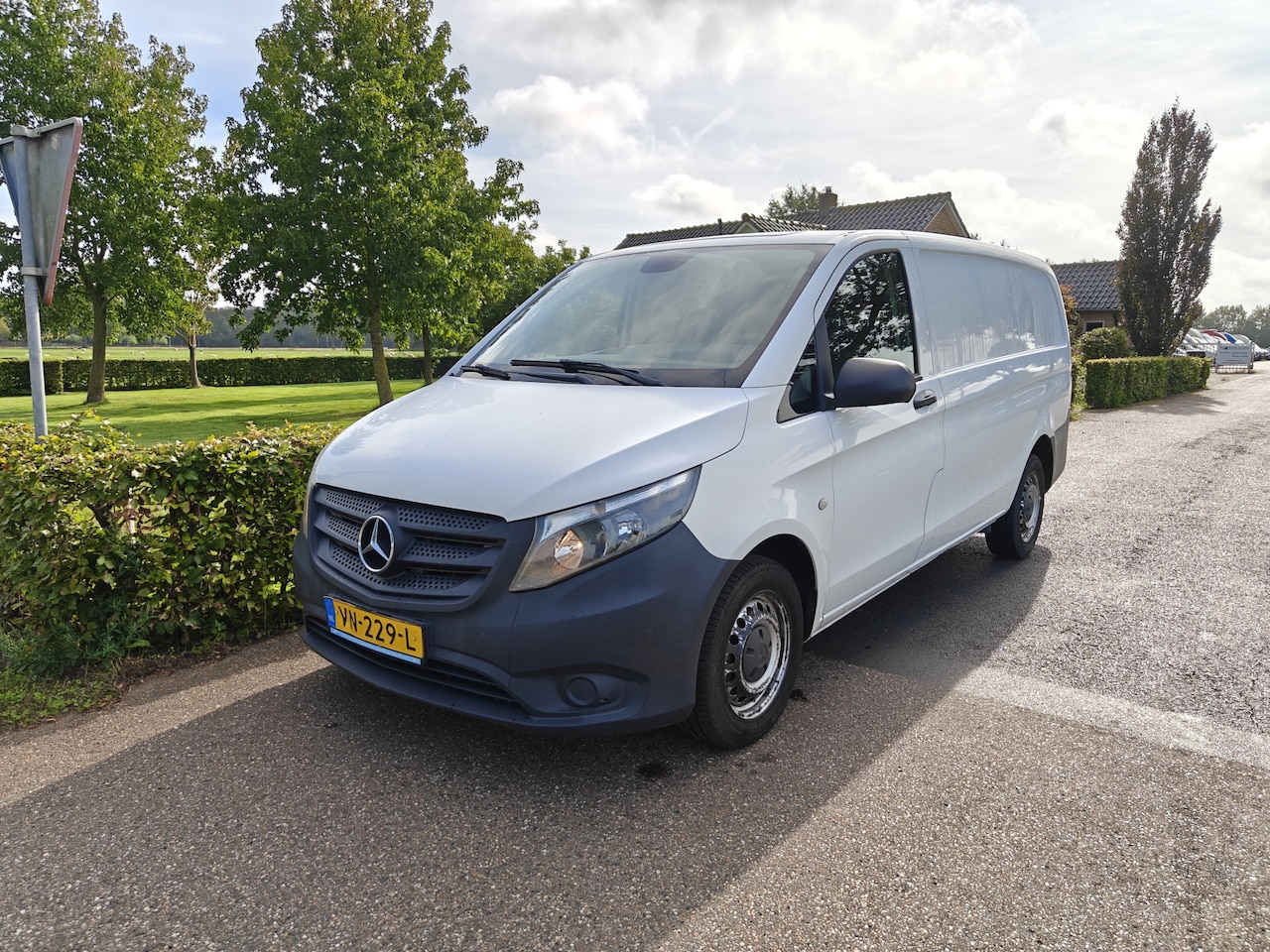 Mercedes-Benz Vito - 109 CDI Functional Lang AIRCO BJ 2015 - AutoWereld.nl
