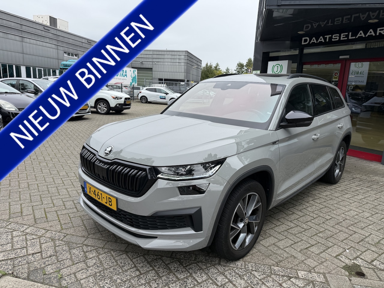 Skoda Kodiaq - 1.5 TSI Sportline Tour Edition Panoramadak Trekhaak Camera - AutoWereld.nl