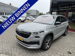 Skoda Kodiaq - 1.5 TSI Sportline Tour Edition Panoramadak Trekhaak Camera