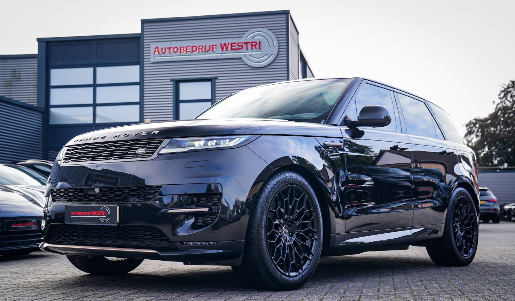 Land Rover Range Rover Sport - 3.0 P440e Dynamic HSE | Luchtvering | Head Up Display | MERIDIAN 3D Audio | Stoelverkoelin - AutoWereld.nl
