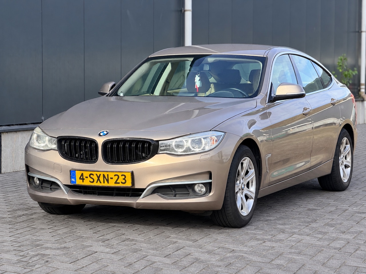 BMW 3-serie Gran Turismo - 318d GT High Executive Xenon Led - AutoWereld.nl