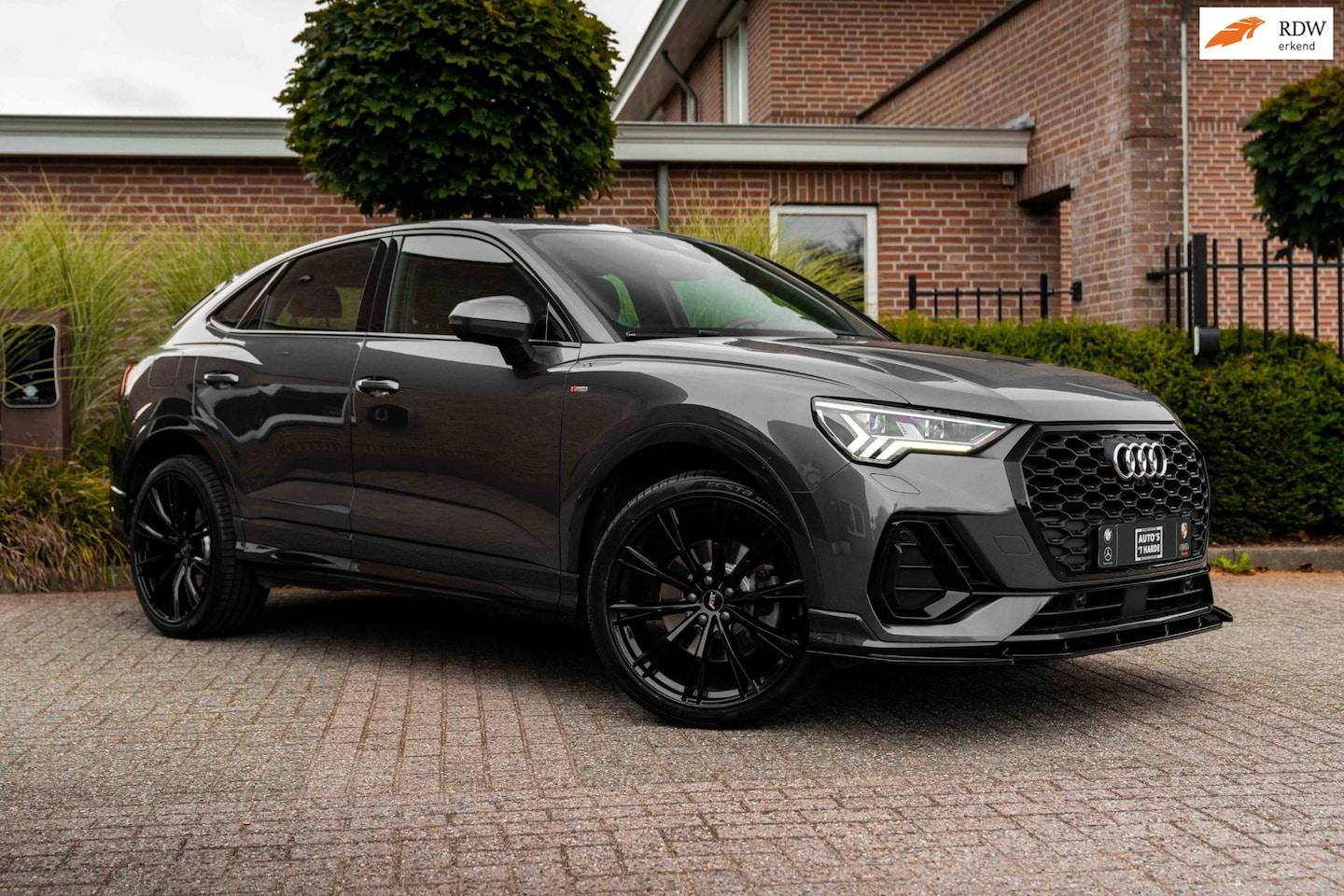 Audi Q3 Sportback - 45 TFSI e S Edition 245 PK 3x S-Line SONOS ACC Camera 21'' ABT RSQ3 - AutoWereld.nl