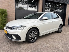 Volkswagen Polo - 1.0 TSI Life virtual cockpit Carplay