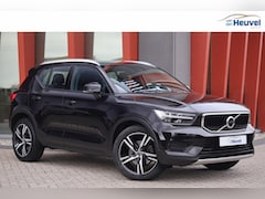 Volvo XC40 - T4 Momentum | Stoelverwarming | Trekhaak | Parkeercamera | Keyless
