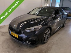 BMW 2-serie Gran Coupé - 218i M Sport LED Carplay Cruise Control 18 inch HiFi Pakket Live cockpit pro M Sportstoele