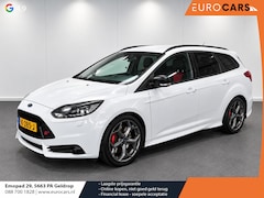 Ford Focus Wagon - 2.0 EcoBoost ST-2 Navigatie Lederen bekleding Climate control