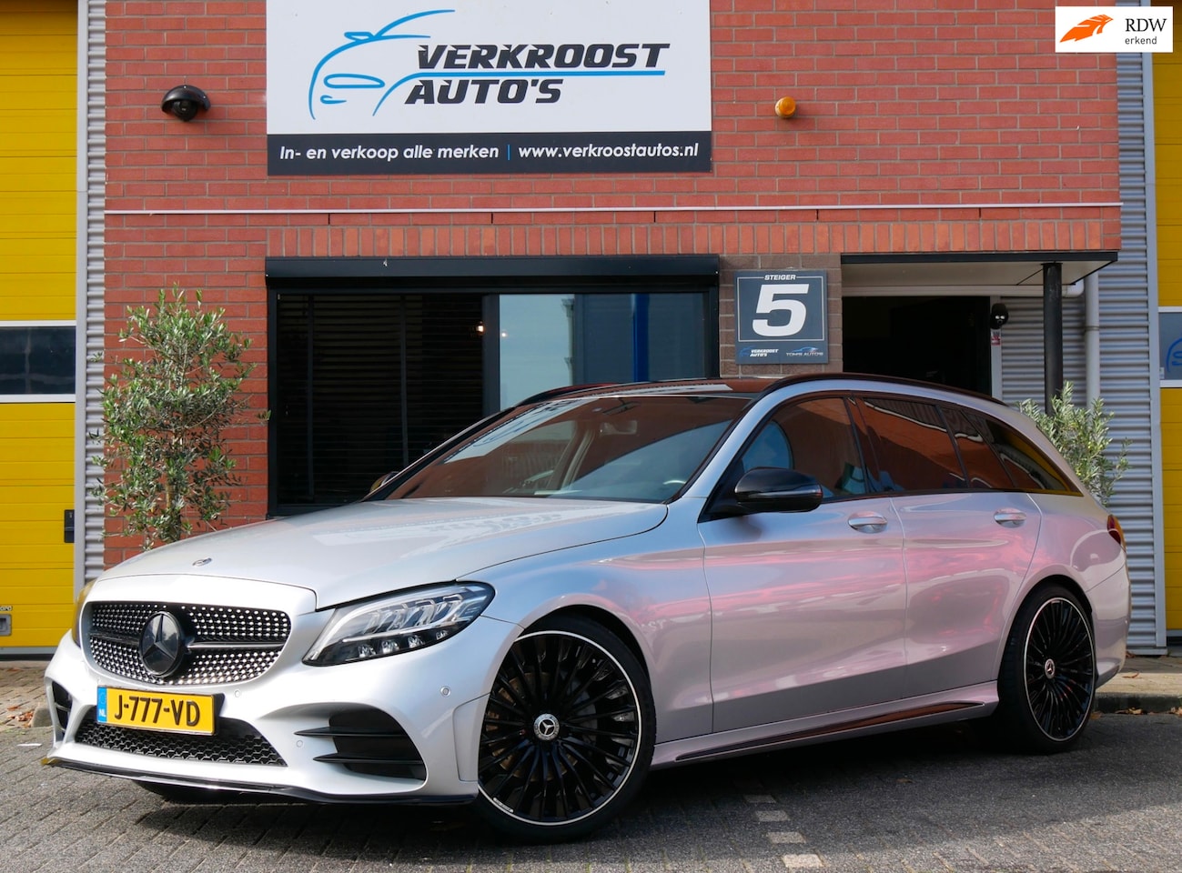 Mercedes-Benz C-klasse Estate - 200 c43 AMG look. camera. stoelverwarming. leder - AutoWereld.nl