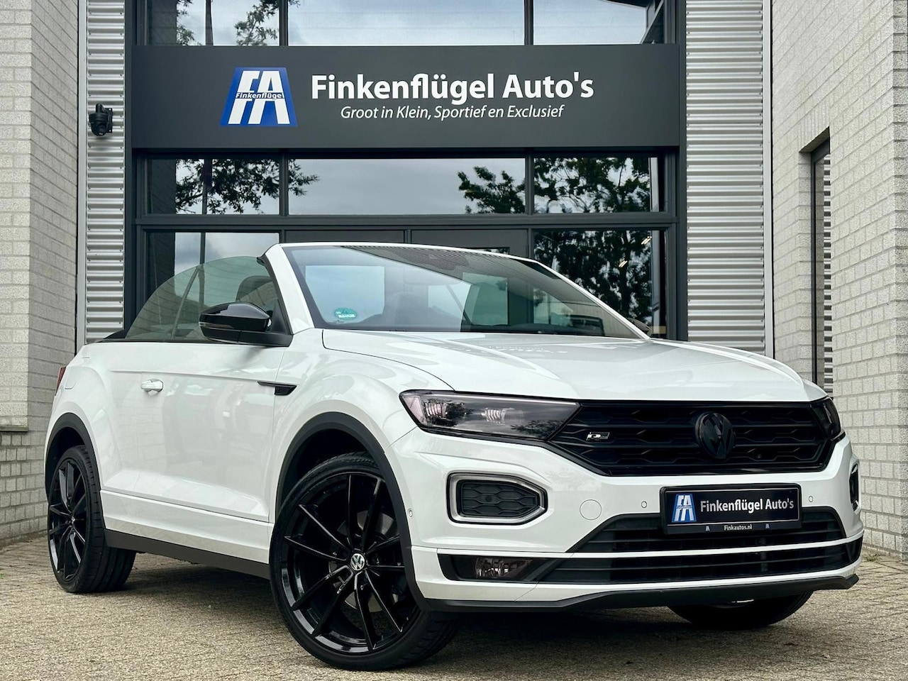 Volkswagen T-Roc Cabrio - 1.5 TSI R-Line |Beats | Leder |Trekhaak |Camera |Rij Assistent XL |ACC | - AutoWereld.nl