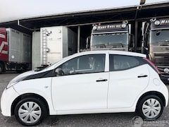 Toyota Aygo - 1.0 VVT-i 72pk X-Fun 5drs - 39dkm nap - 1e eig - airco - cruise - esp - elektr ramen - rij