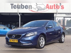 Volvo V40 - 2.0 D2 Ocean Race Business | Leder | Glazen dak | Camera | Stoelverwarming | Trekhaak