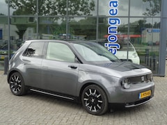 Honda e - Advance 17" Automaat Leer Panoramadak Clima Cruise LMV Camera NL Nieuwstaat