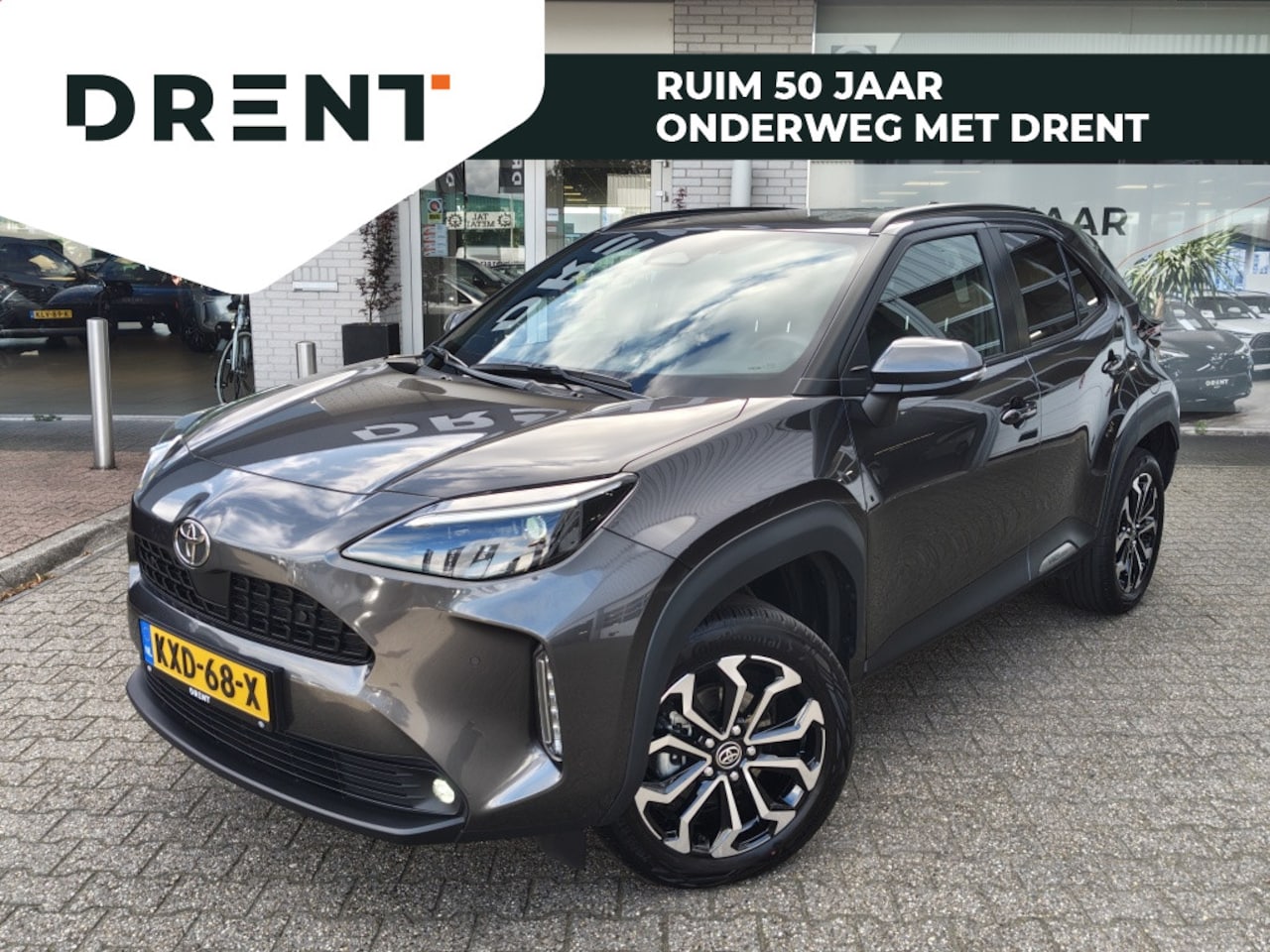 Toyota Yaris Cross - 1.5 Hybrid 115 Dynamic | Sensoren v/a | Navi | Stoelverwarming | - AutoWereld.nl