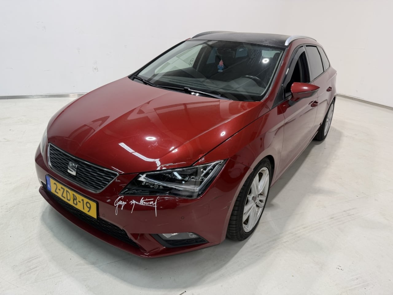 SEAT Leon ST - 1.6 TDI St. Bns. Ec. - AutoWereld.nl