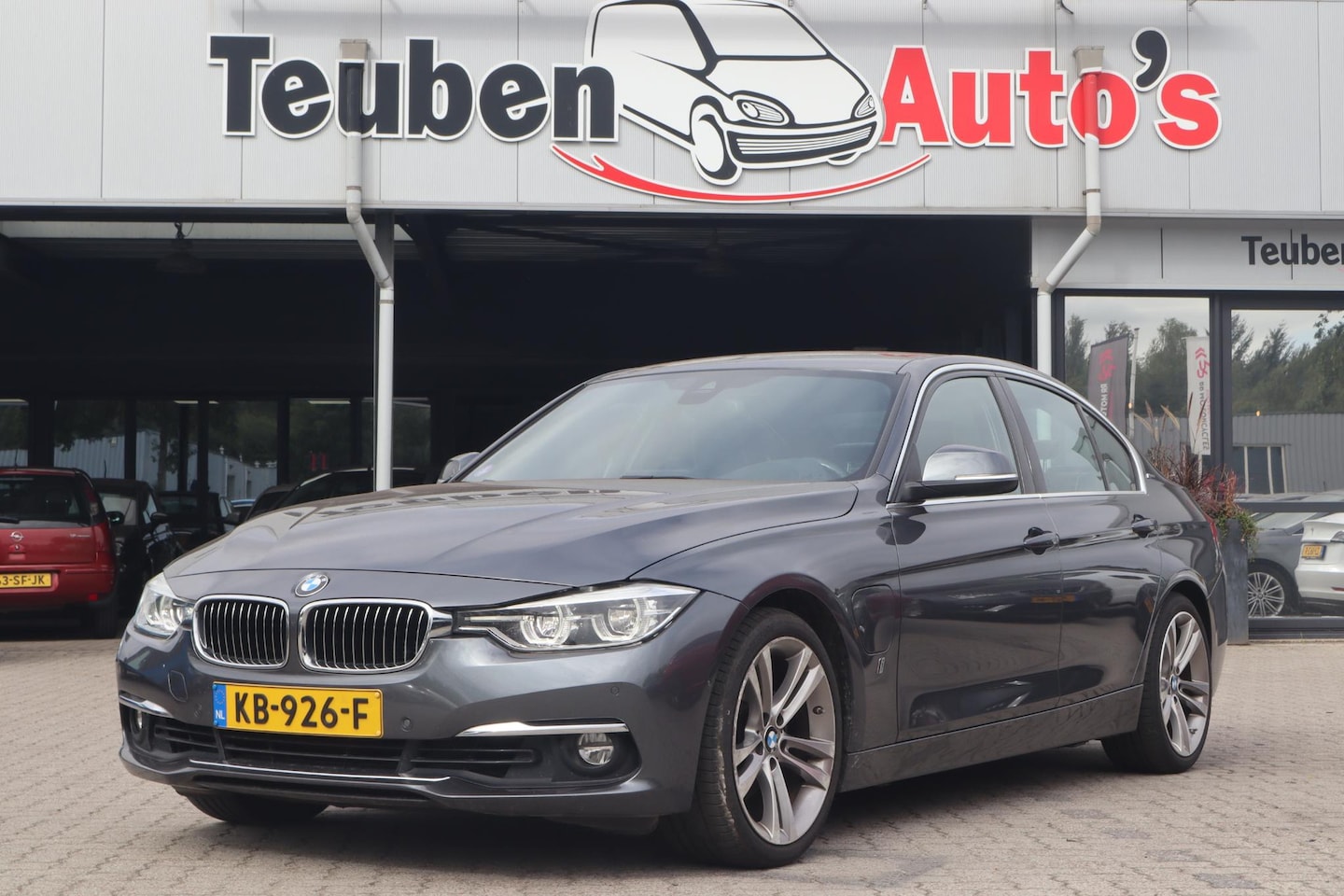 BMW 3-serie - 330e Centennial High Executive | Individual | 360 Camera | Head-up | Harman/Kardon | Lane - AutoWereld.nl