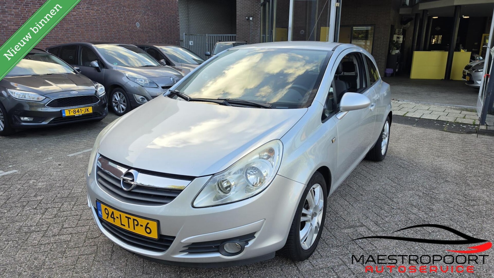 Opel Corsa - 1.2-16V Essentia 1.2-16V Essentia - AutoWereld.nl