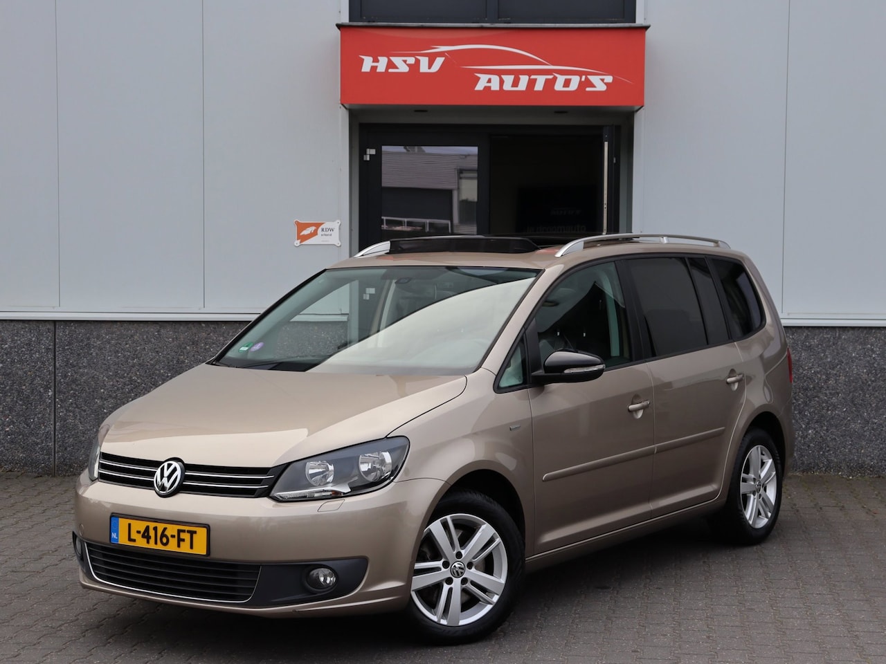 Volkswagen Touran - 1.4 TSI Comfortline MATCH 7-pers navi LM pano - AutoWereld.nl