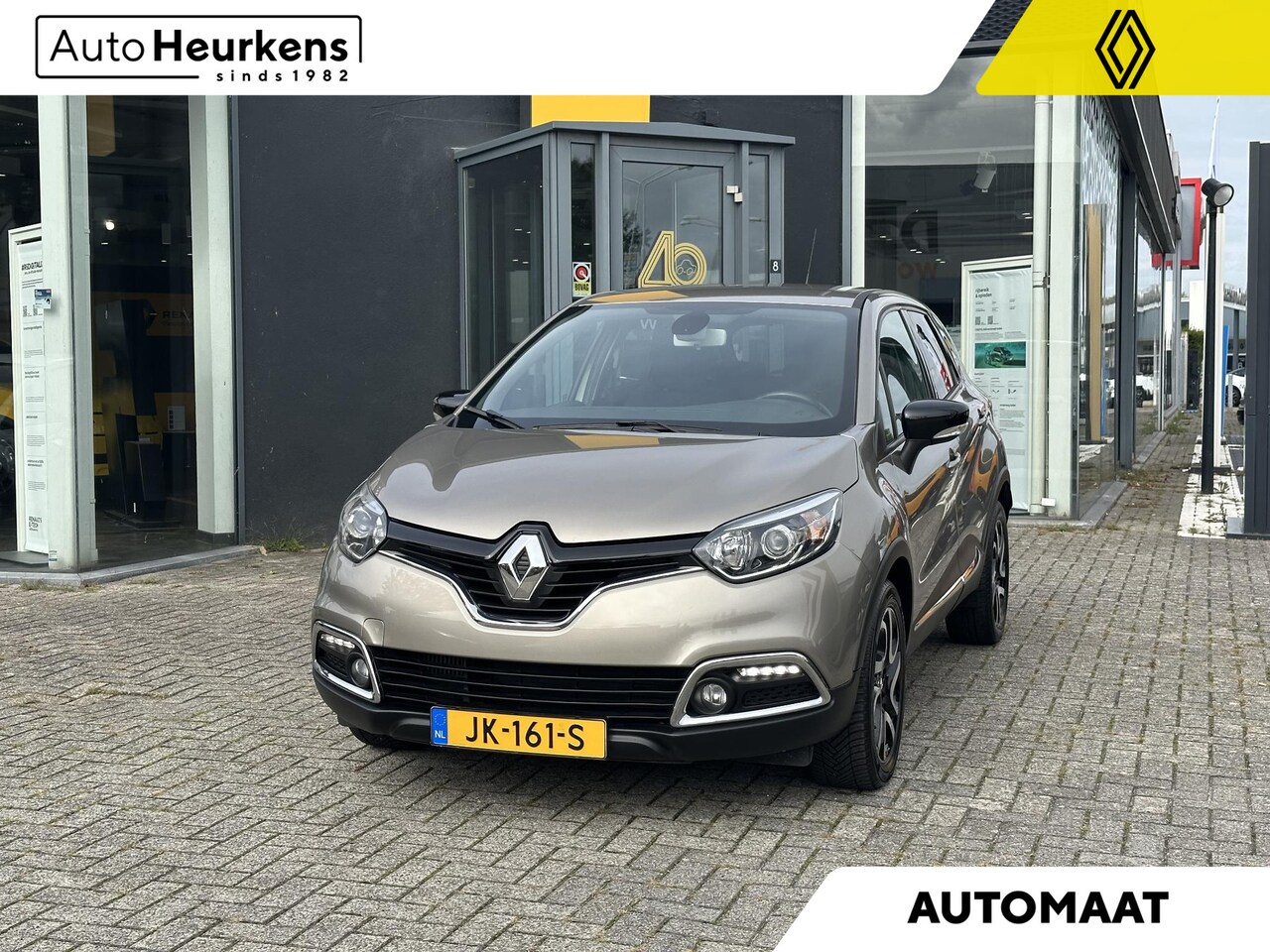 Renault Captur - TCe 120 Dynamique l Origineel NL l Vierseizoenenbanden l NAP - AutoWereld.nl