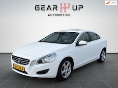 Volvo S60 - 2.5T CLIMA|CRUISE|LEER|STOELVERW|SCHUIFDAK|TREKHAAK|