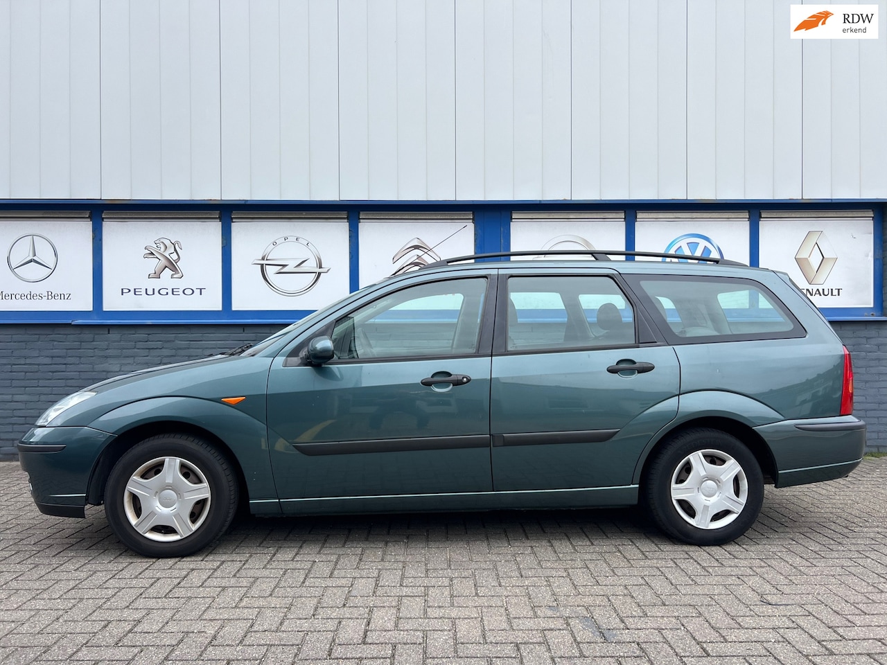 Ford Focus Wagon - 1.6-16V Centennial 2003 170000km NWE.APK 1450EU - AutoWereld.nl