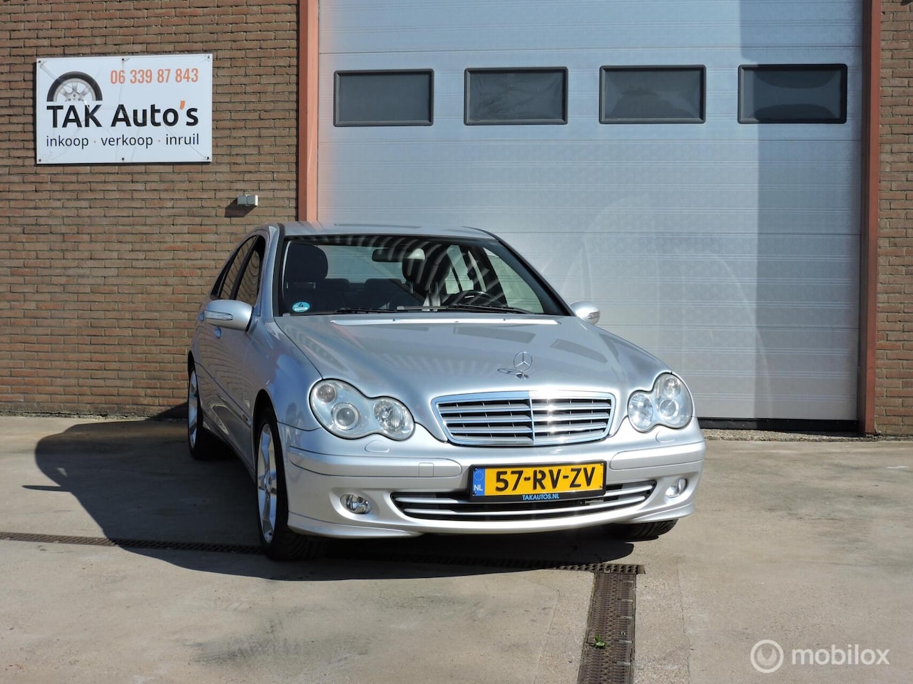 Mercedes-Benz C-klasse - 180 K. Classic/Airco/Leer/boekje/NAP - AutoWereld.nl