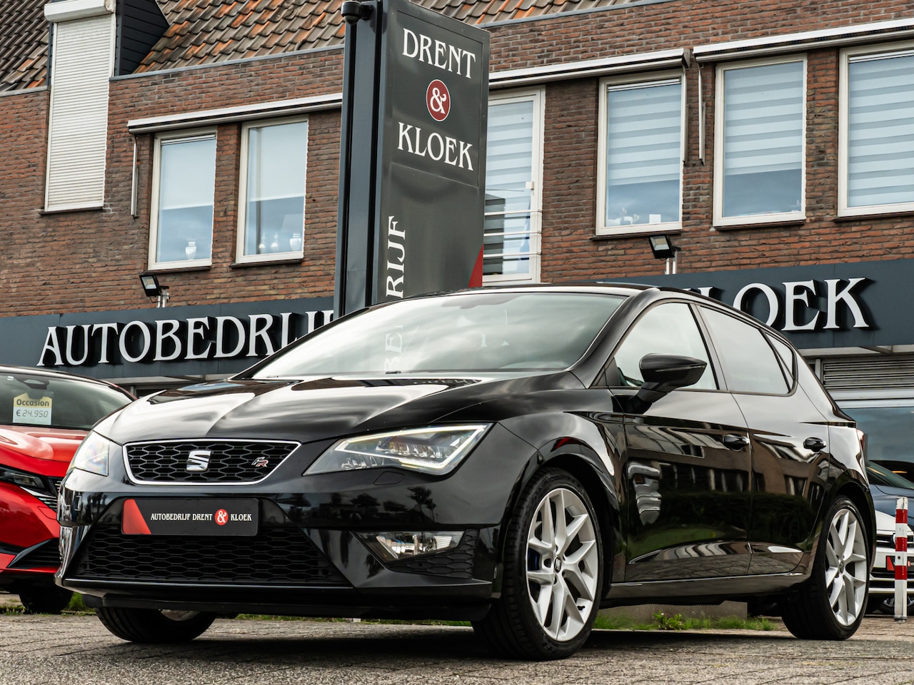 SEAT Leon - 1.4 TSI FR STOELVERW 18 INCH LED CRUISE NAVI PRIVACY GLASS - AutoWereld.nl