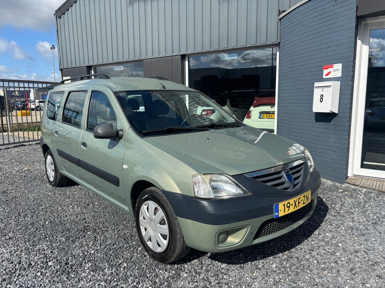 Dacia Logan MCV - 1.6 Ambiance | Airco | APK 05-2027 - AutoWereld.nl