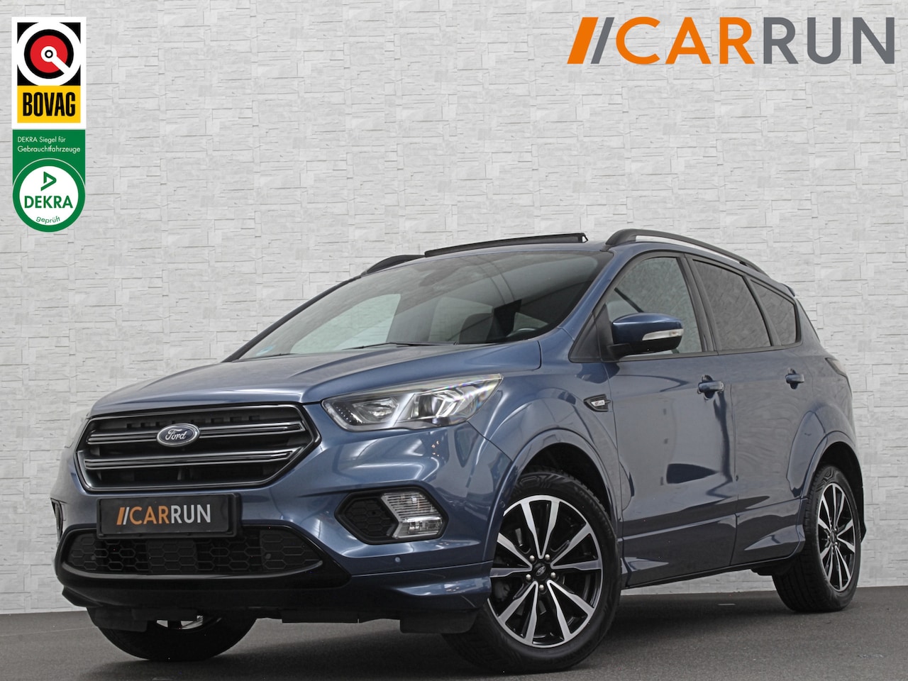 Ford Kuga - 1.5 EcoBoost 150PK ST Line | Panorama | Trekhaak | Navigatie | Carplay | Climate Control | - AutoWereld.nl