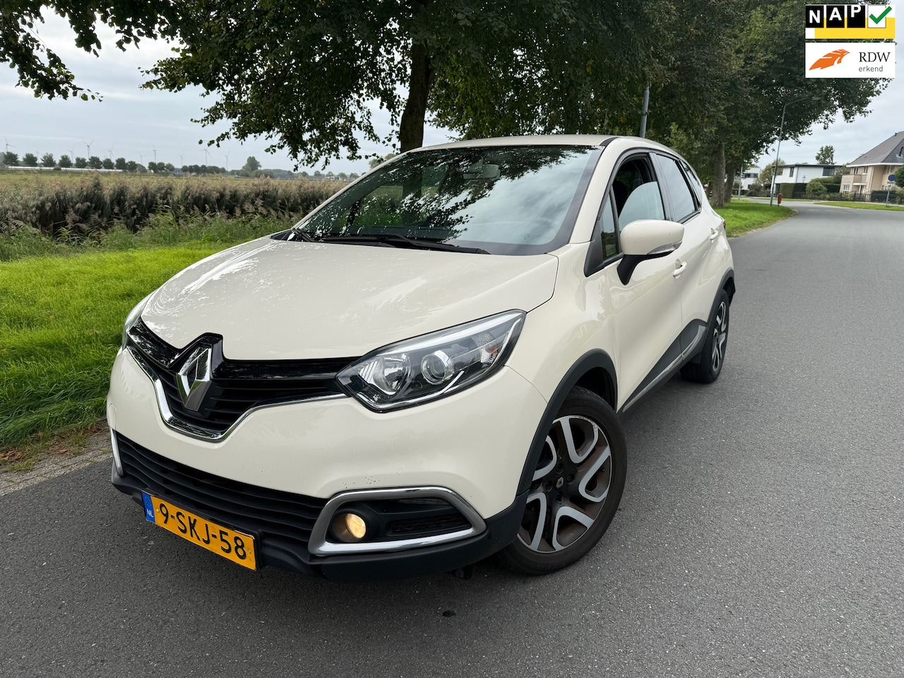 Renault Captur - 0.9 TCe Dynamique CLIMA/CRUISE/NAVI/VELGEN - AutoWereld.nl