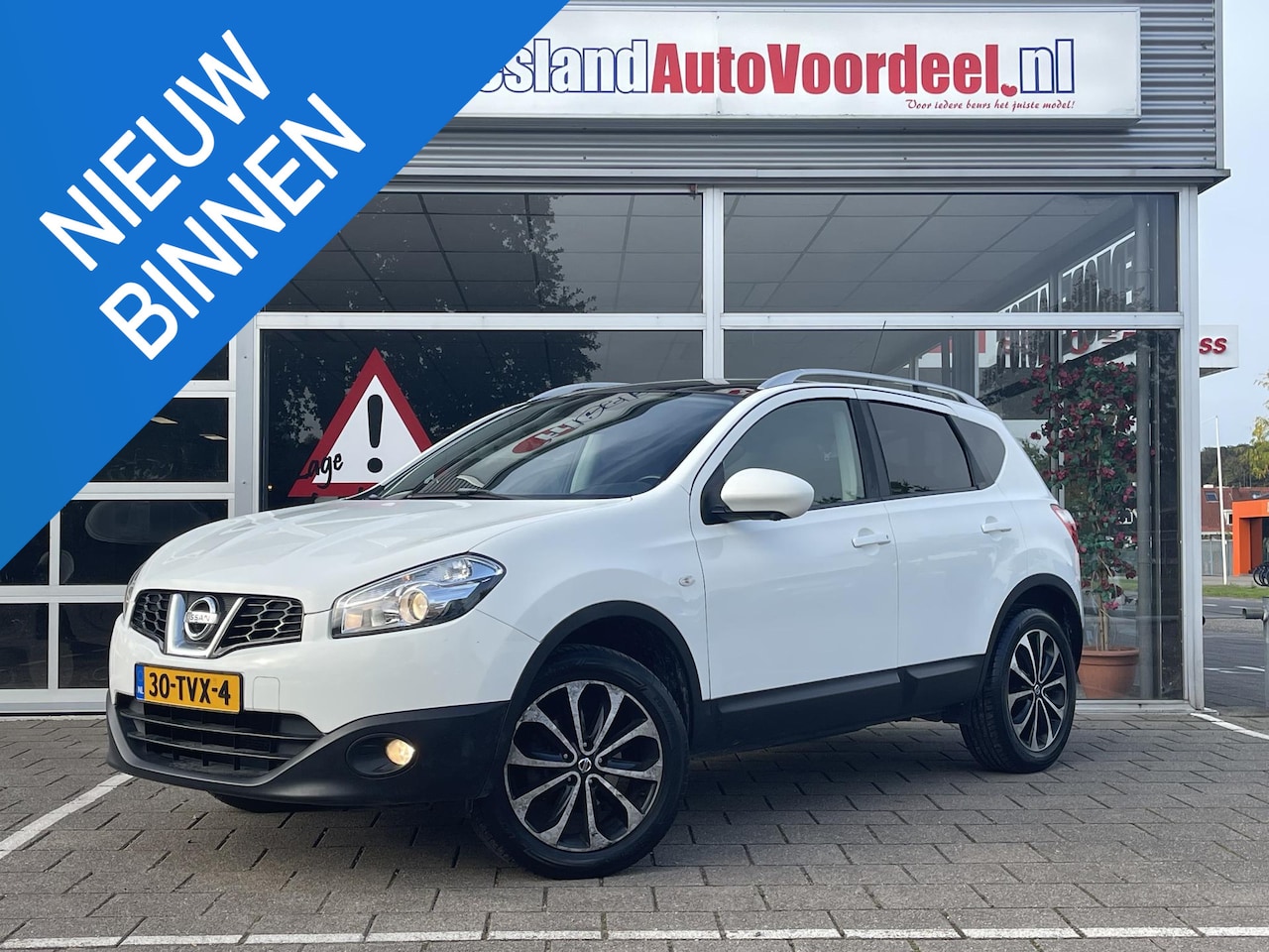 Nissan Qashqai - 1.6 Connect Edition 1.6 Connect Edition - AutoWereld.nl