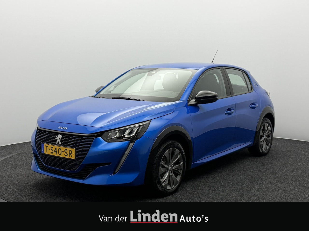 Peugeot e-208 - EV Active Pack 50 kWh 3-Fase SOH 95,6% | Stoelverwarming | Carplay&Android | Parkeersensor - AutoWereld.nl