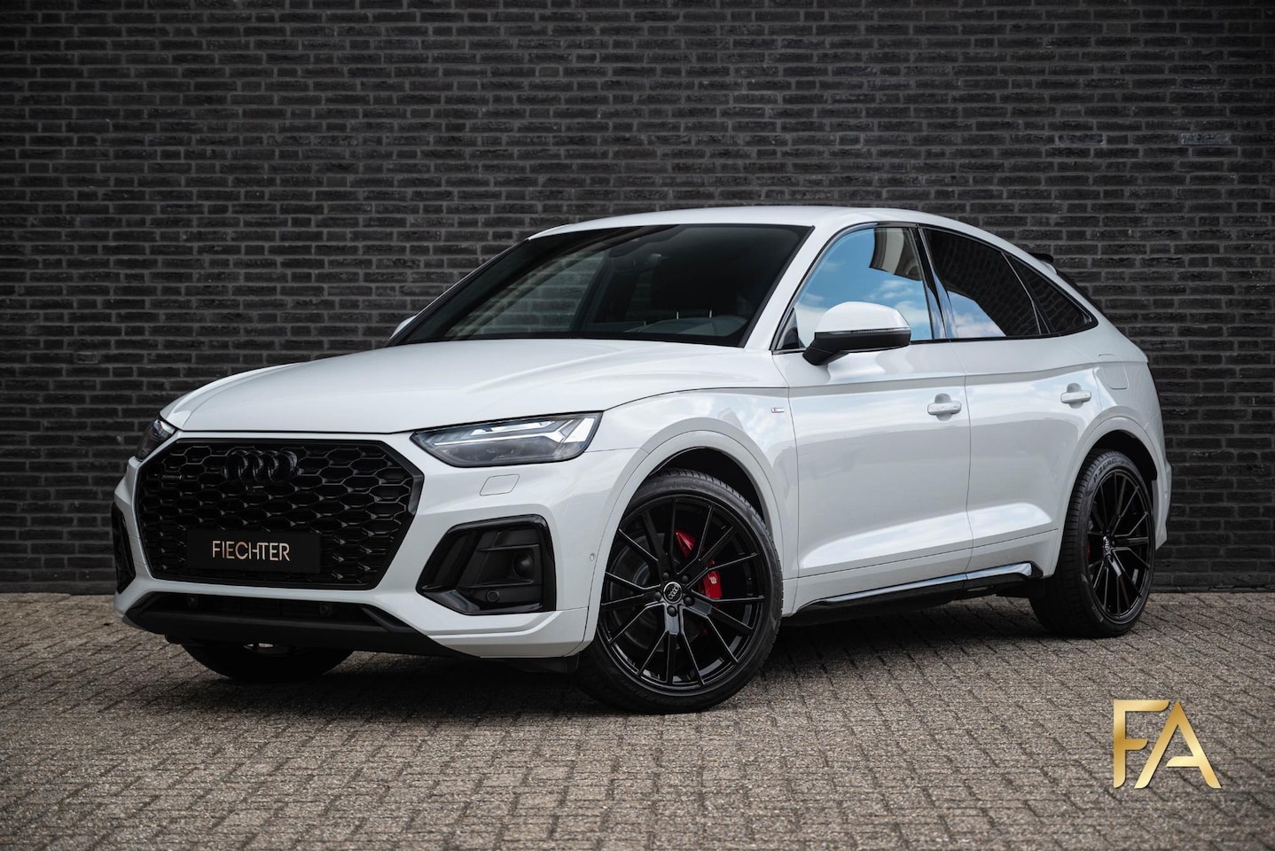 Audi Q5 Sportback - 55 TFSI e S edition Competition Ruitleder|21Inch|Sfeer|B&O - AutoWereld.nl