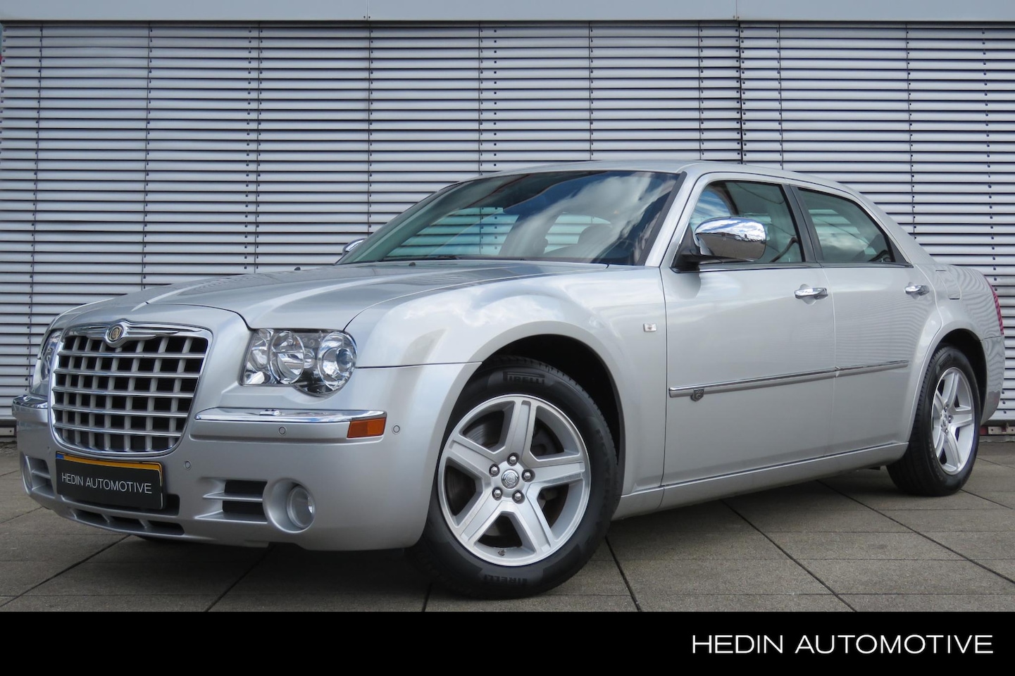 Chrysler 300C - 2.7 V6 Platinum Uniek, 1e eigenaar in NIEUWSTAAT 39000 KM ! - AutoWereld.nl