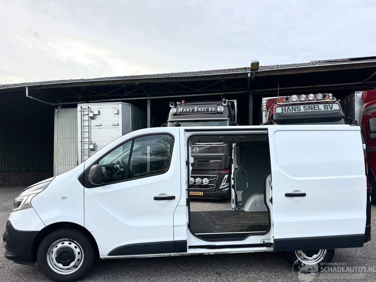Renault Trafic - 2.0 dCi 145 T29 L1H1 Comfort 2.0 dCi 145 T29 L1H1 Comfort - AutoWereld.nl