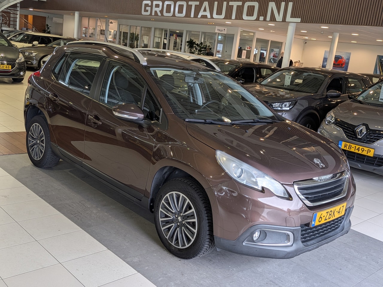 Peugeot 2008 - 1.2 VTi Active Pack Premium Airco, Cruise Control, Stuurbekrachtiging - AutoWereld.nl