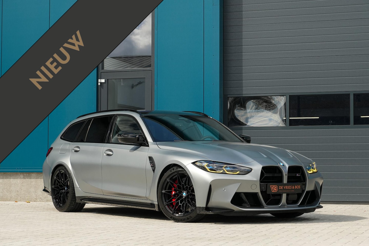 BMW 3-serie Touring - M3 frozen pure grey | KW V3 - AutoWereld.nl
