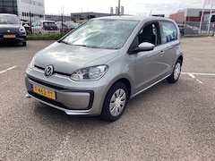 Volkswagen Up! - 1.0 65 pk | Airco | CP Vergrendeling | Stuurbekrachtiging |