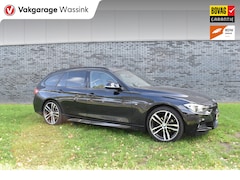 BMW 3-serie Touring - 320i Pano Automaat Leer Navi